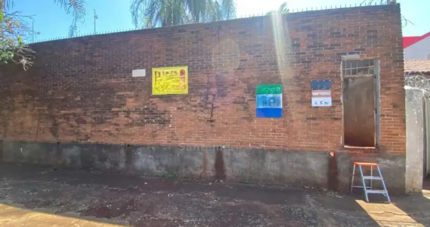 Terreno Misto à Venda com 450 m², Próximo ao Aeroporto, na Região Leste