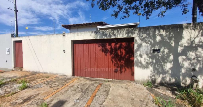 Casa à venda no Bairro Vitória - com 6 quartos, sendo 1 suíte