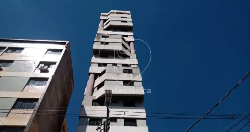 Apartamento à venda no Edifício Baldan próximo ao Calçadão no Centro de Londrina com 1 dormitório