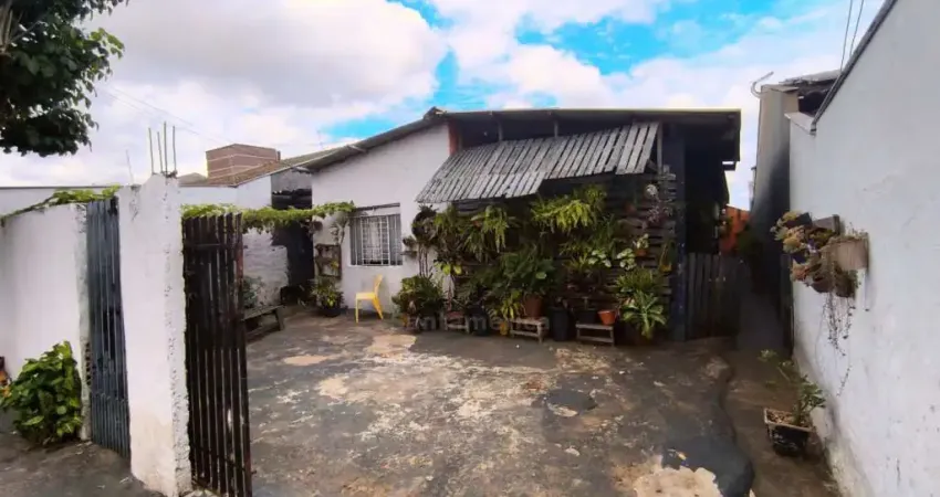 Casa à venda na região leste de londrina com 3 dormitórios sendo 1 suíte