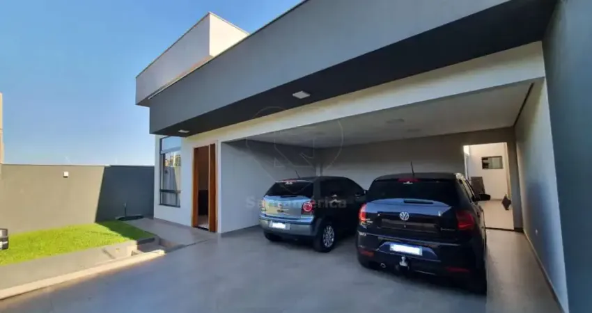 Casa à venda na Região Central de Ibiporã com 3 Dormitórios sendo 1 Suíte