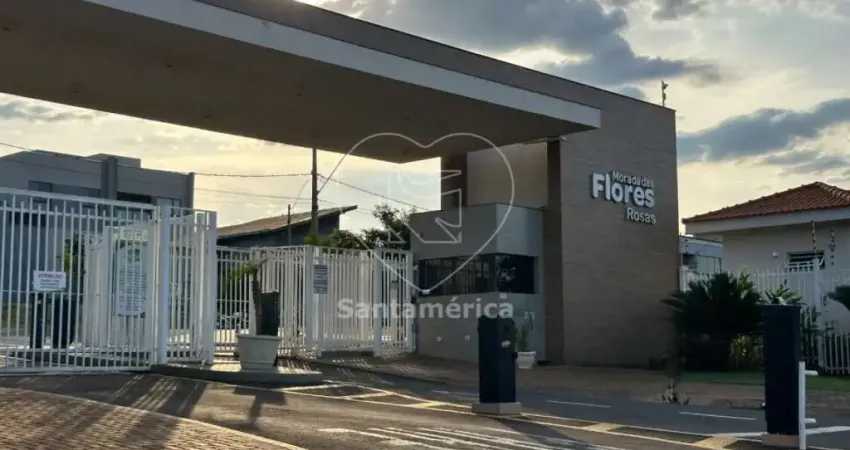 Casa no Condomínio Morada das Flores com 3 dormitórios sendo 1 suíte à venda