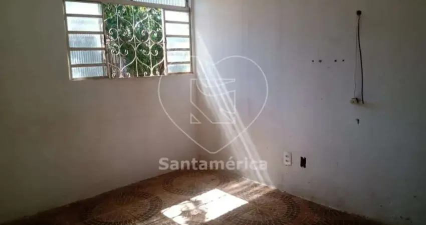 Casa residencial no Conjunto Parigot de Souza, com área total de 300 m².