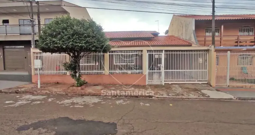 Casa para venda na região Norte de Londrina com cozinha planejada