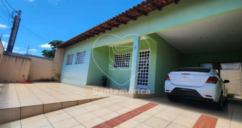 Casa com 3 dormitórios  à venda no Bandeirantes