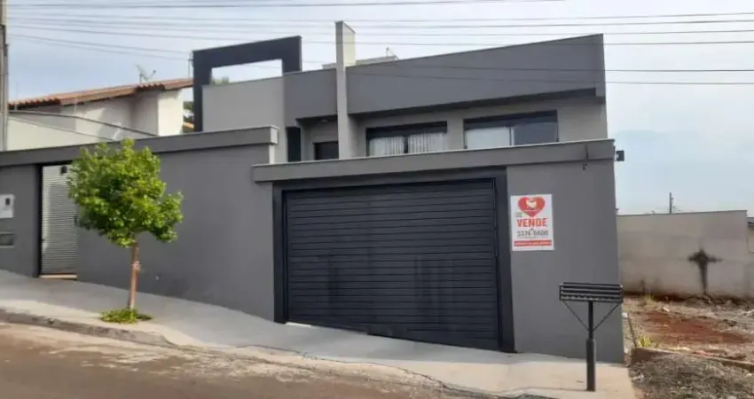 Casa à venda em ibiporã com 232m² de área útil e acabamento impecável.