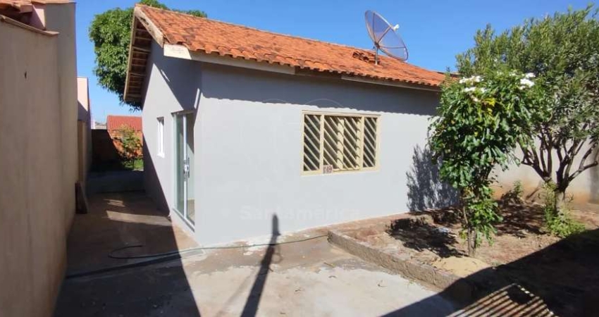 Casa para Alugar na Região Norte de Londrina, com 2 quartos no Jardim Maria Celina.