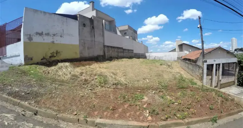 Terreno com 334,51 M² à venda no Portal de Versalhes II em Londrina