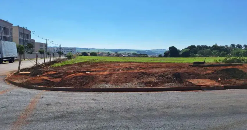 Terreno comercial para venda próximo da Avenida Saul Elkind