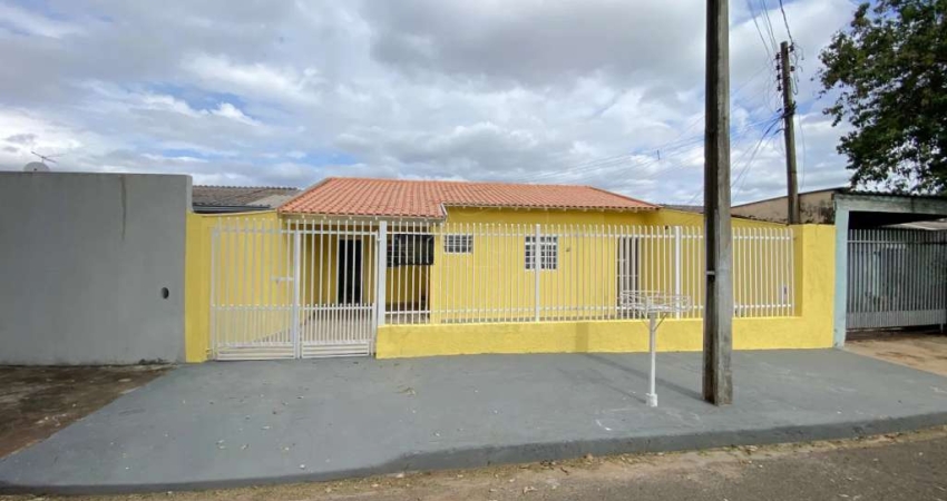 Casa à Venda com 3 quartos sendo 1 suíte no Jardim Santiago II