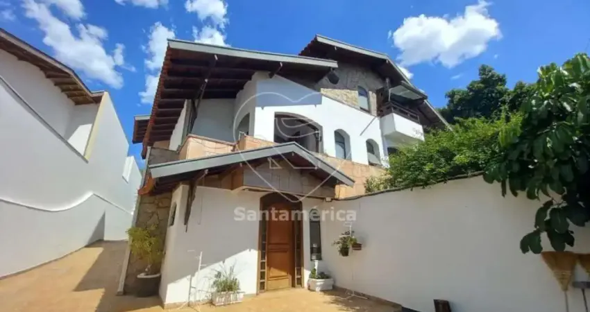 Casa Comercial e Residencial para Alugar na Região Central de Londrina: 7 Salas.
