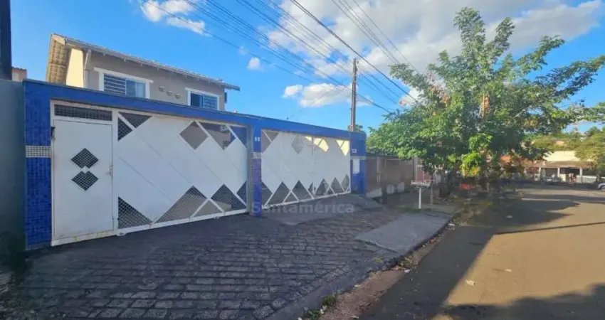 Casa assobradada à venda no jardim Hedy, região Oeste de Londrina, com 4 quartos, sendo 1 suíte