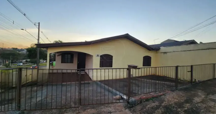 Casa para venda e locação com 2 quartos e vaga de garagem, Região Norte