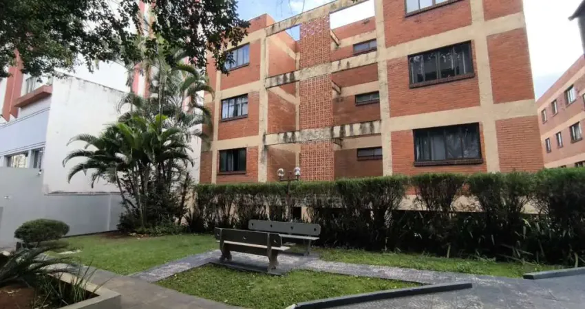 Apartamento à venda no Edifício Santa Maria com 3 quartos sendo 1 suíte no Centro de Londrina