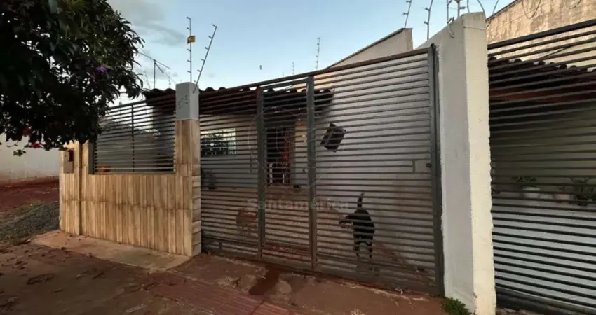 Casa à venda com 2 quartos e cozinha planejada na região leste de londrina, no bairro aeroporto