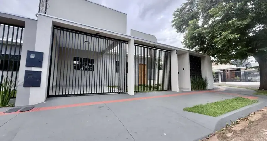 Casa à venda na Região Leste de Londrina no Jardim Ernani com 3 quartos sendo 1 suíte