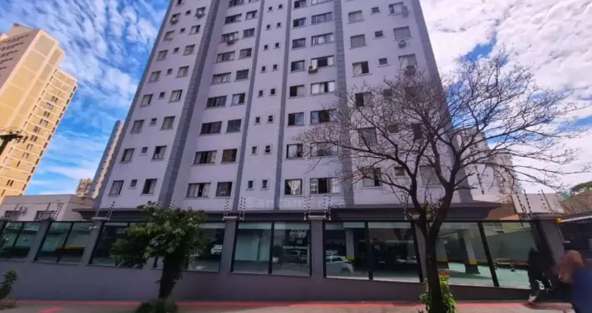Apartamento à venda no Edifício Luiz XVI com 3 quartos na Região Central de Londrina
