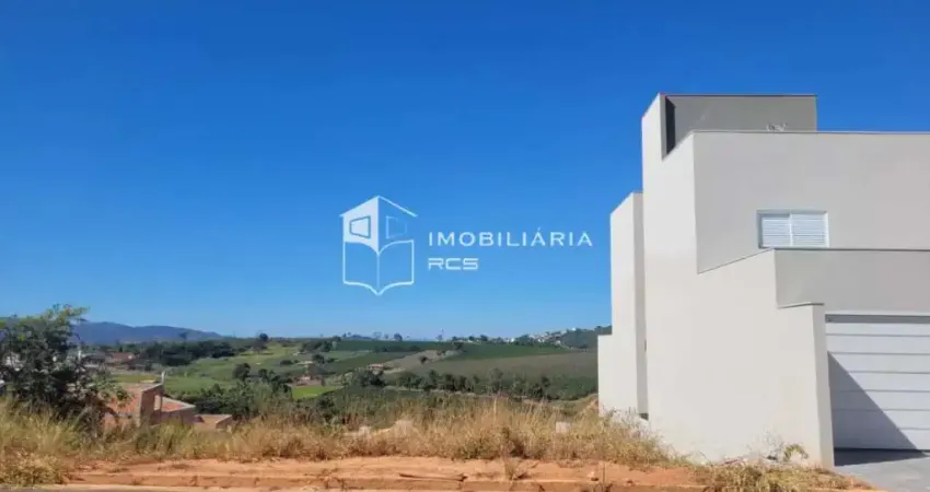 Terreno à venda no Centro, Capitólio 