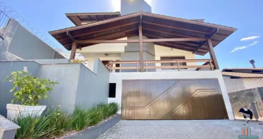 Casa com 4 quartos à venda na Rua Cubilai Schio, 277, Vinhedos, Caxias do Sul