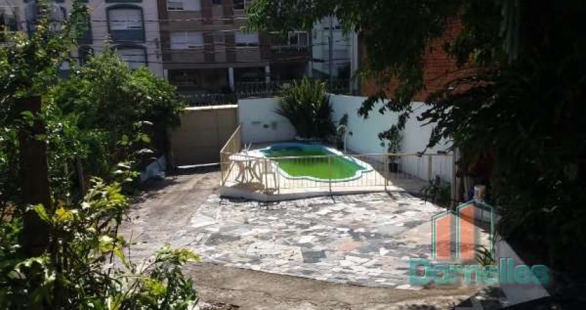 Terreno à venda na Rua Teixeira Mendes, 1120, São Pelegrino, Caxias do Sul