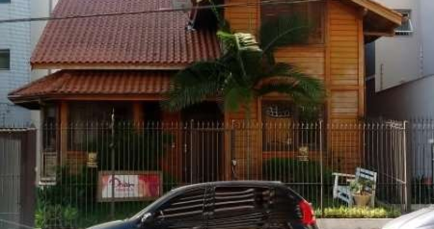 Casa com 5 quartos à venda no São Pelegrino, Caxias do Sul 