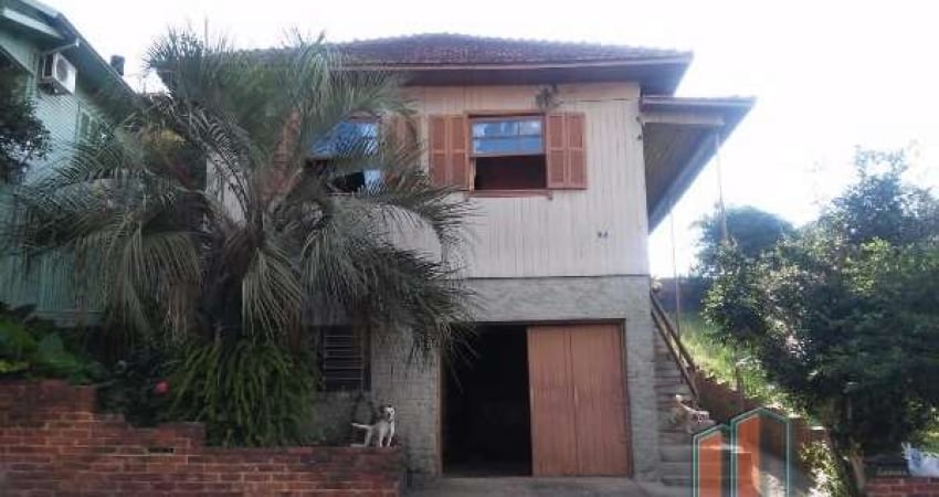 Casa com 4 quartos à venda na Affonso Arinos, 127, Rio Branco, Caxias do Sul