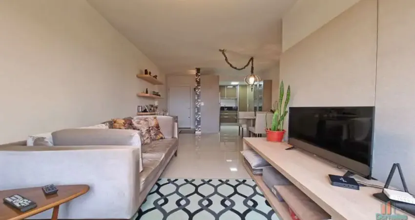 Apartamento com 3 quartos à venda no Madureira, Caxias do Sul 