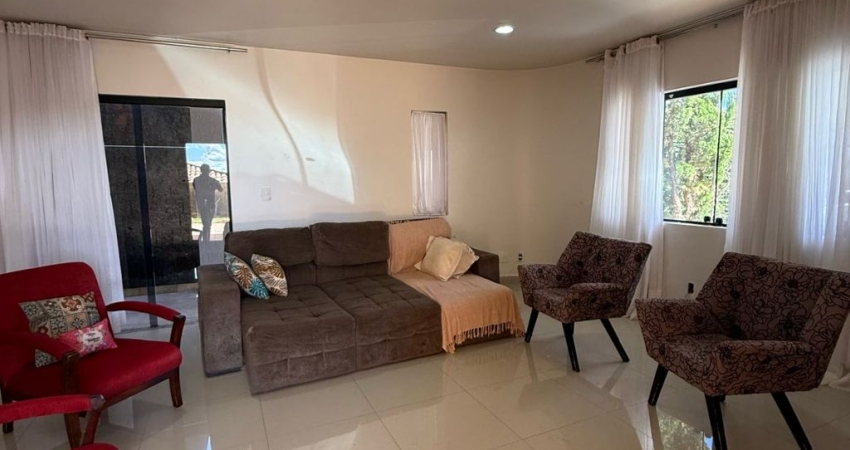 Sobrado Amplo e Completo no Taguaparque – Conforto e Lazer para Toda a Família