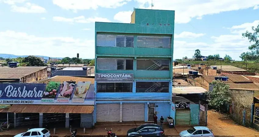 Prédio Comercial e Residencial à Venda – Padre Bernardo/GO