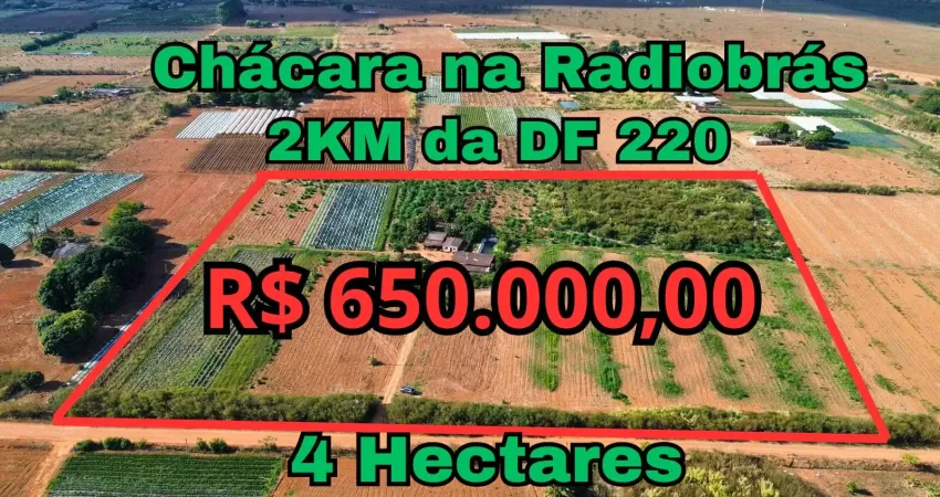 Chácara / sítio com 4 quartos à venda na Zona Rural, Brazlândia 