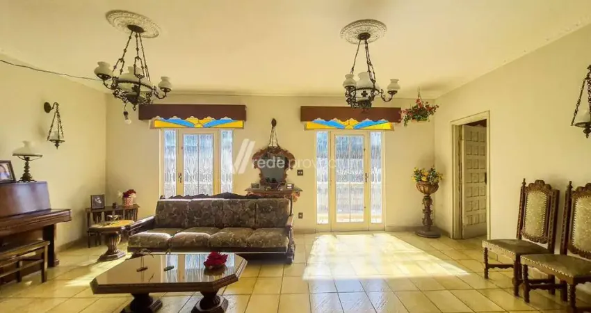 Casa comercial à venda na Rua Benedito Sampaio, 175, Parque São Quirino, Campinas