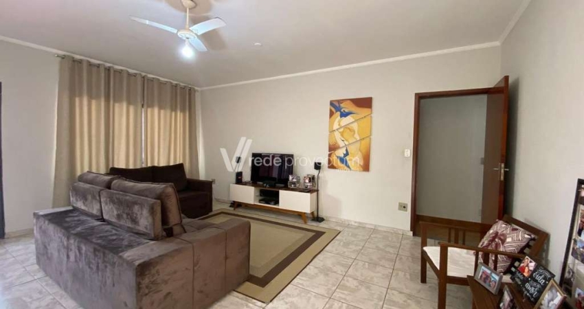 Casa com 3 quartos à venda na Rua Laudo Vieira Rocha, 102, Parque Tropical, Campinas