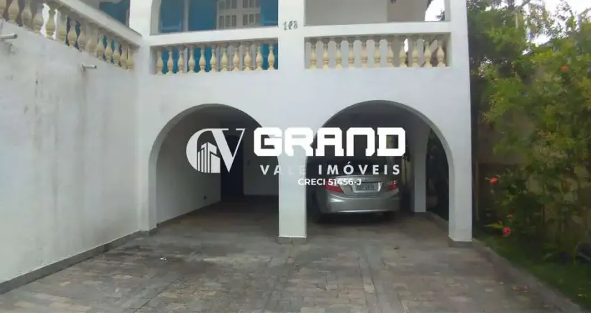 Casa à venda 3 Quartos 1 Suíte 270m² - Terreno 450m² - Jardim Esplanada II