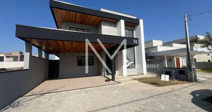 Casa Sobrado à venda 4 Quartos 4 Suítes 258m²  Condomínio - Bairro Floresta