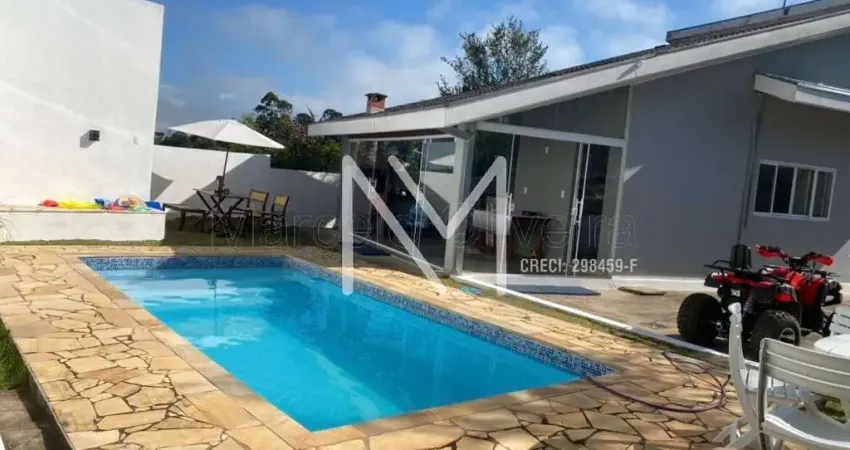 Chácara à Venda 1.493m² - Casa térrea 3 Quartos 2 Suítes - Zona Norte - SJC