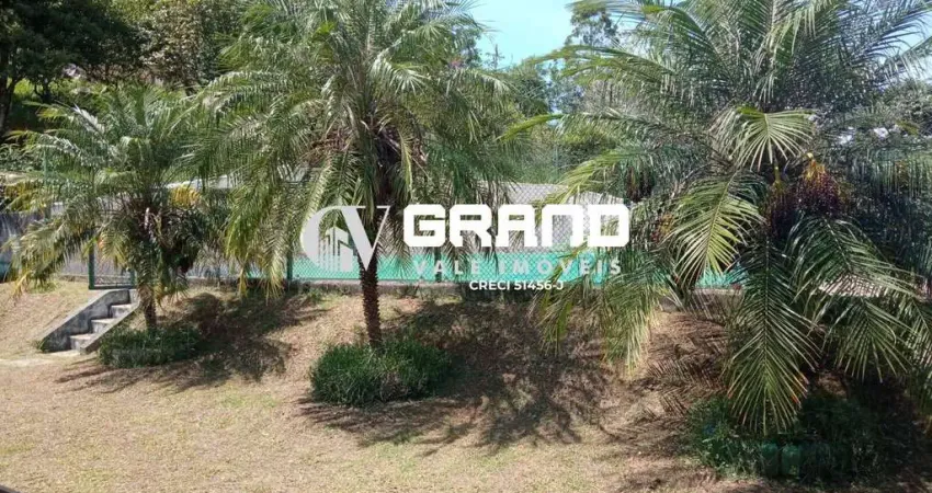 Chácara à Venda 18.000m² 4 Quartos 1 Suíte e Lazer Completo - Zona Norte