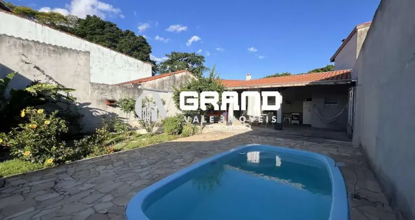 Casa Térrea à Venda 3 Quartos 1 Suíte 180m² - Bairro Santana - SJC