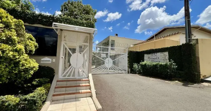 Casa Condomínio Fechado com ponto comercial - Centro Botucatu