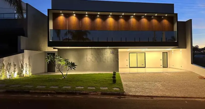 Imóvel localizado no Condomínio Chácara Santo Antônio, na cidade de Botucatu-SP