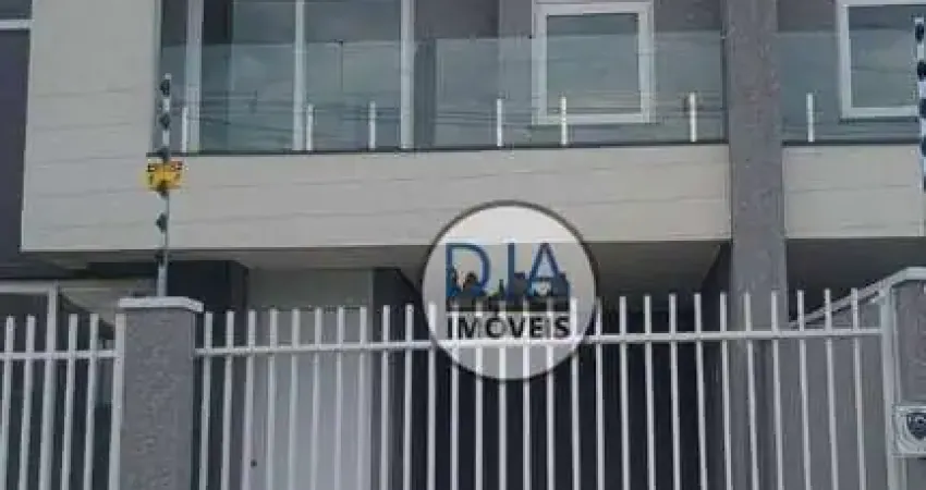 Sobrado com 3 dormitórios à venda por R$ 1.350.000,00 - São João - Curitiba/PR