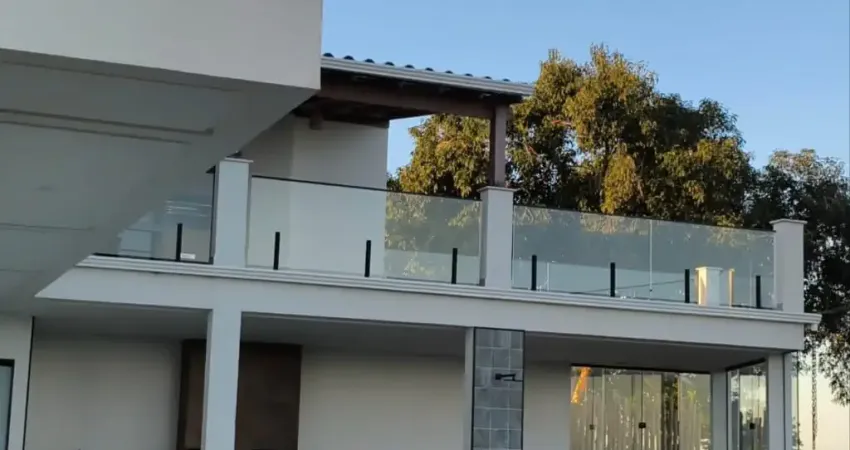 Lindo Apartamento Duplex Vista Mar 3 suites para Locação Anual - Porto Seguro BA