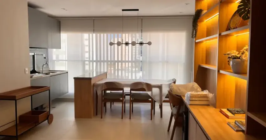 Aluga-se Brooklin - Apto Novo decorado - 74m2 - 2 suítes - 150m metrô