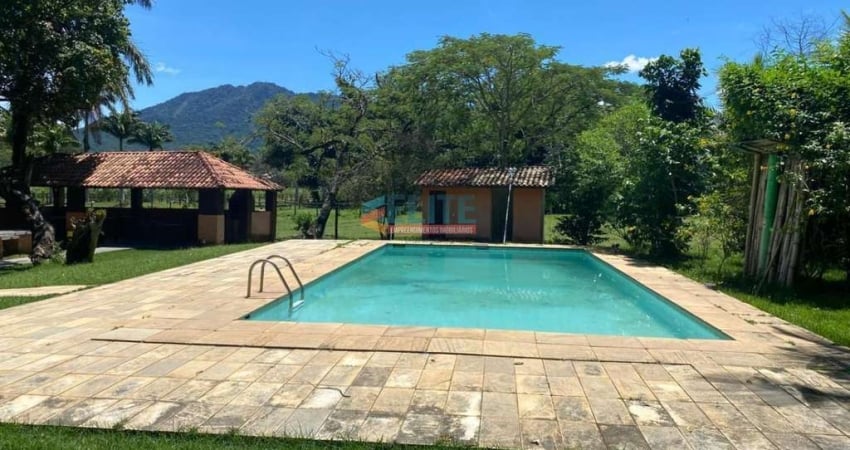 Sítio para Venda em Saquarema, Engenho Grande (Bacaxá), 5 dormitórios, 2 suítes, 2 banheiros, 5 vagas