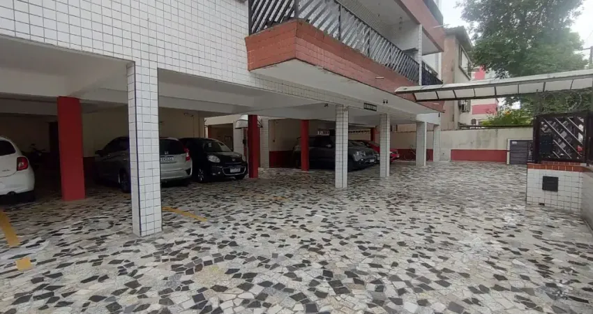 Pertinho do shopping Praiamar, 1º andar, reformado, garagem coletiva suficiente, condomínio baixo, 2 dormitórios