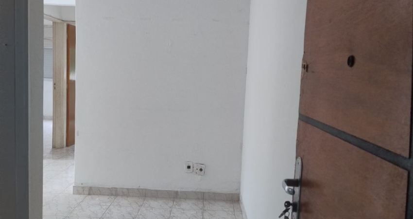2 Dorm, elevador, garagem fechada, reformado, financia,