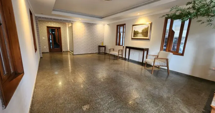 Cobertura Triplex à venda no Campo Grande – Muito espaço, vista livre e inúmeras possibilidades!