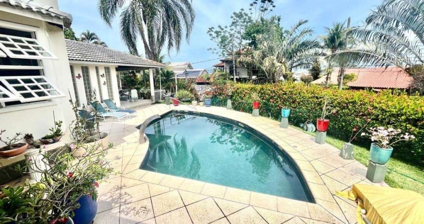 Casa à venda em Rio de Janeiro, Jacarepaguá, com 3 suítes, com 367 m², Eldorado