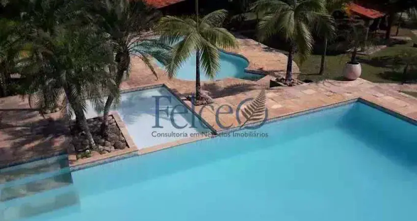 Oportunidade imperdível! Vende-se excelente sítio com 8.000 m² em Vargem Grande - RJ