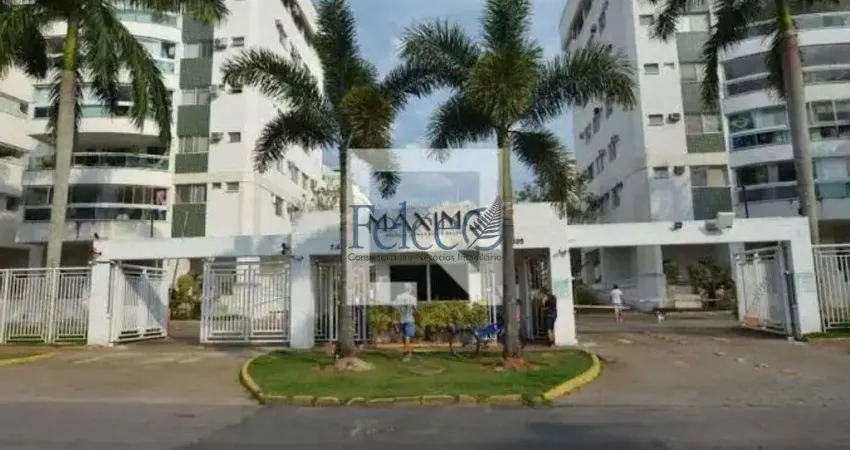 Locação Apartamento com 143 m², sol da manhã,  3 suítes, ônibus até o metrô da Barra  no Condomínio Máximo Resort.