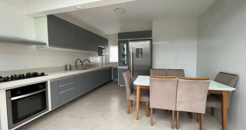 Cobertura duplex com 03 dormitórios mobiliada na praia das toninhas